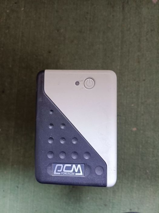 Продам Безперебойнік