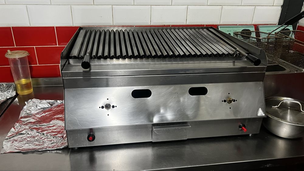 Гриль на лавових камінчх газовий нержавійка