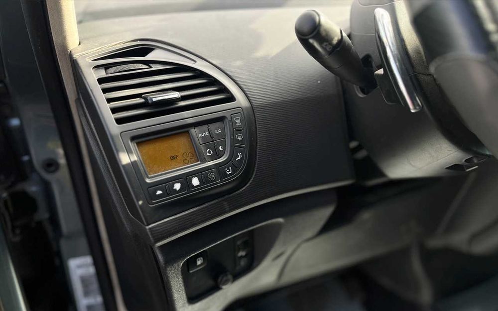 Citroen Grand C4 Picasso 2010