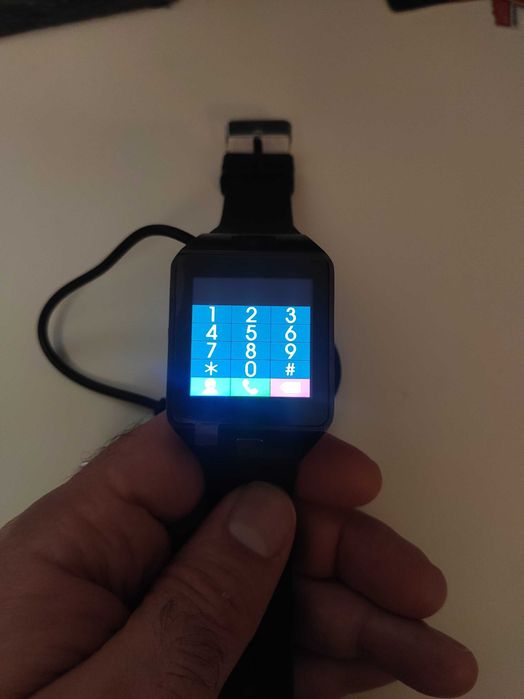 Smartwatch Telemóvel que permite telefonar e tem câmara