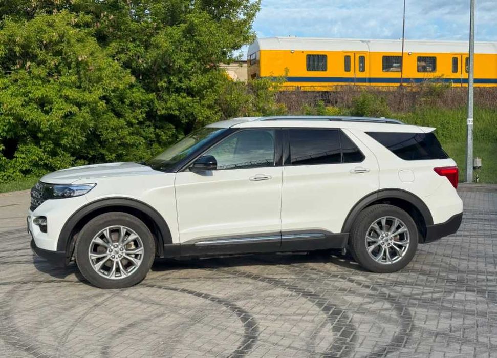 Ford Explorer XLT 2021