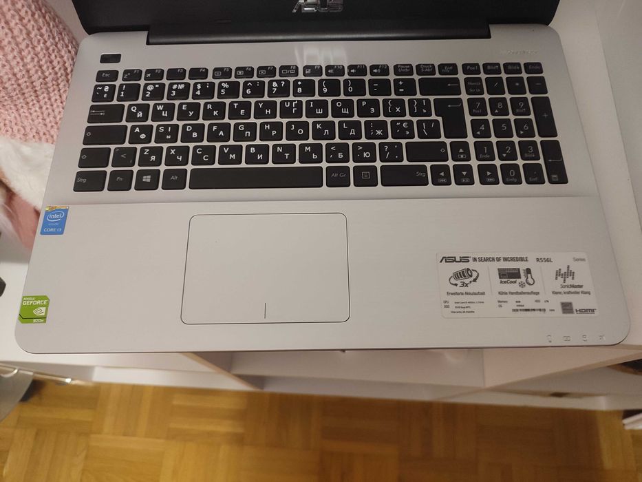Nvidia+Intel®Core™i3 Asus Vivobook R556L (1.7 ГГц/8ГбDDR3/750Гб/2год)