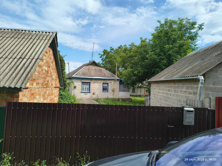 2 будинки в Хутір-Хмільні