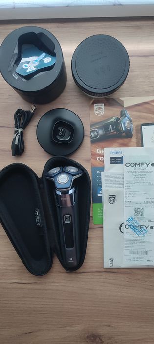Електробритва PHILIPS 7000