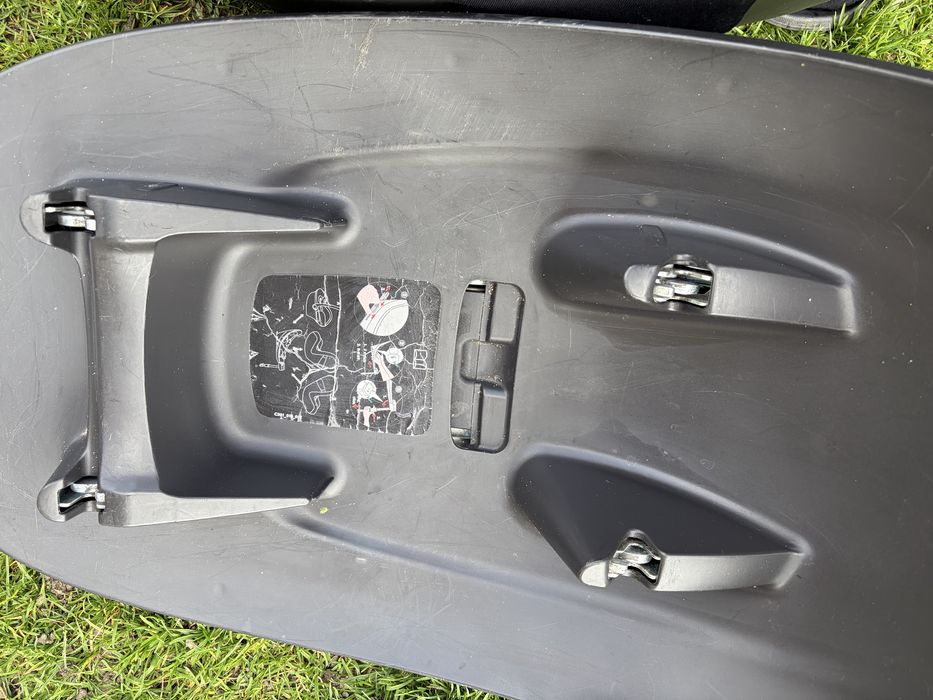 Fotelik Sirona M2 Cybex Ferrari+baza