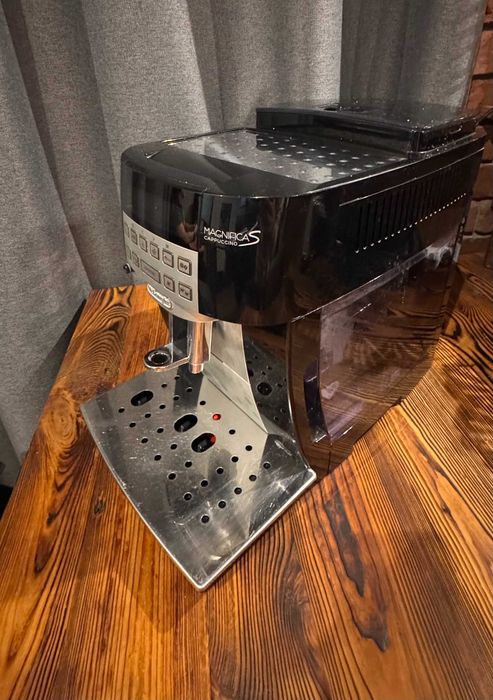 DeLonghi Magnifica S Cappuccino Ekspres do Kawy spieniacz mleka