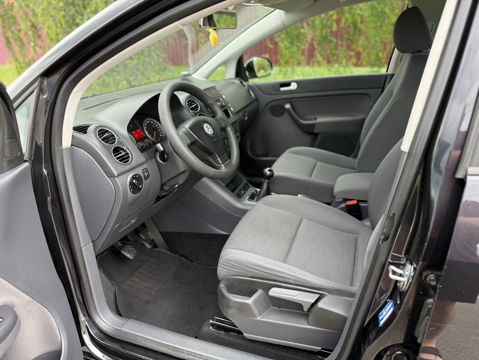 Volkswagen Golf Plus Розмитнений з Німеччини