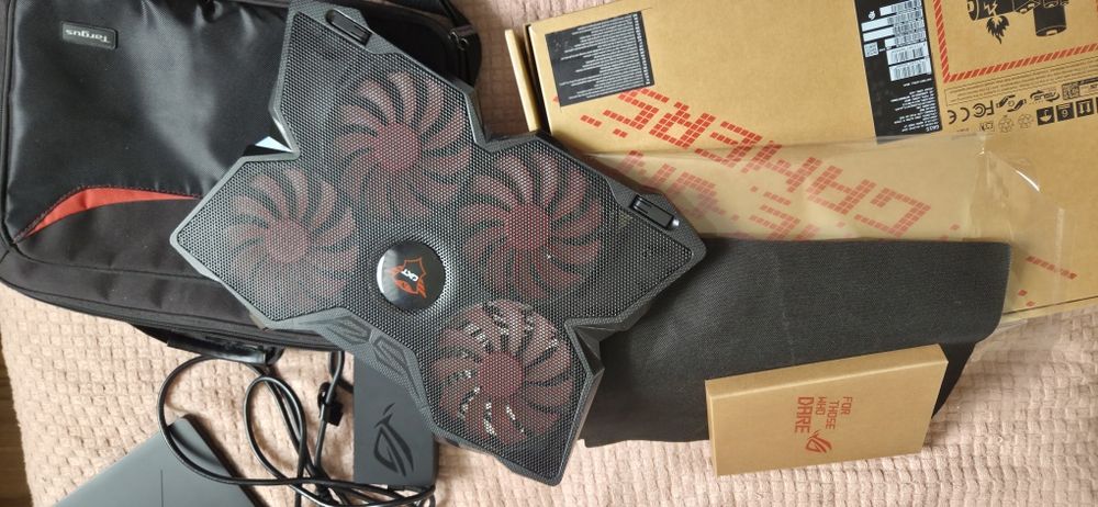 Laptop asus rog strix  rtx 5080