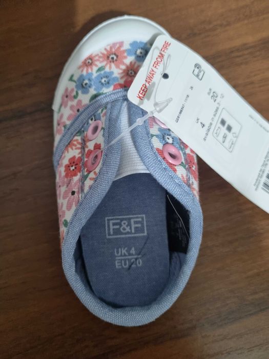 Мокасины  на малышку