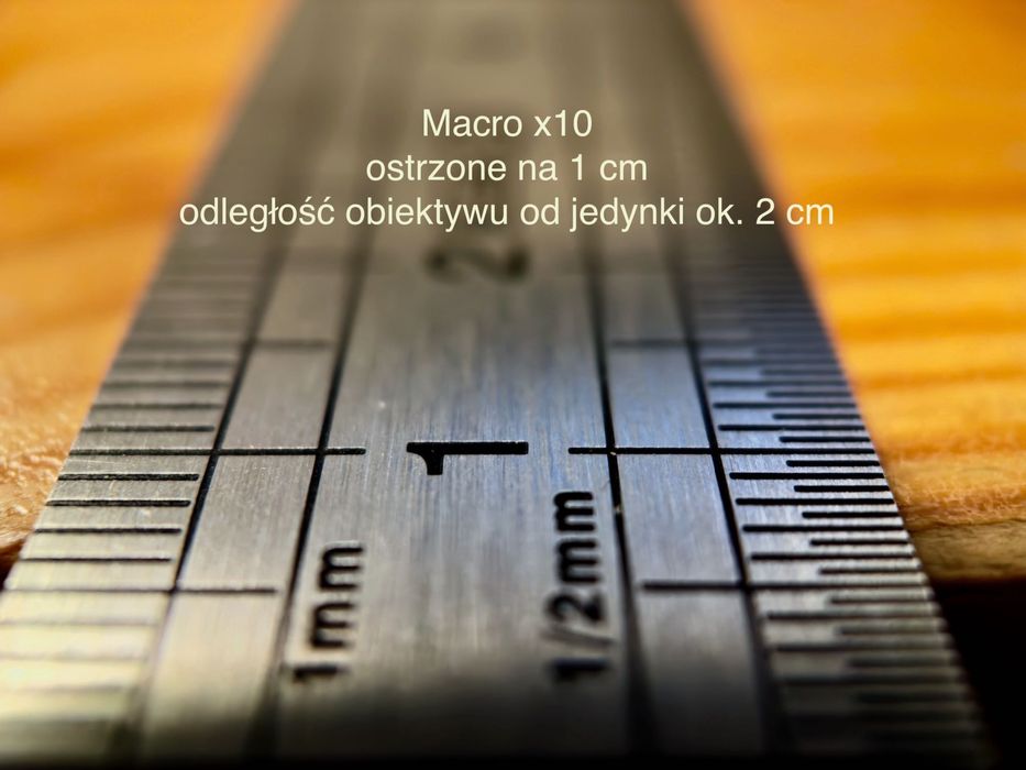 Obiektywy makro do iPhone'a (producent Reeflex)