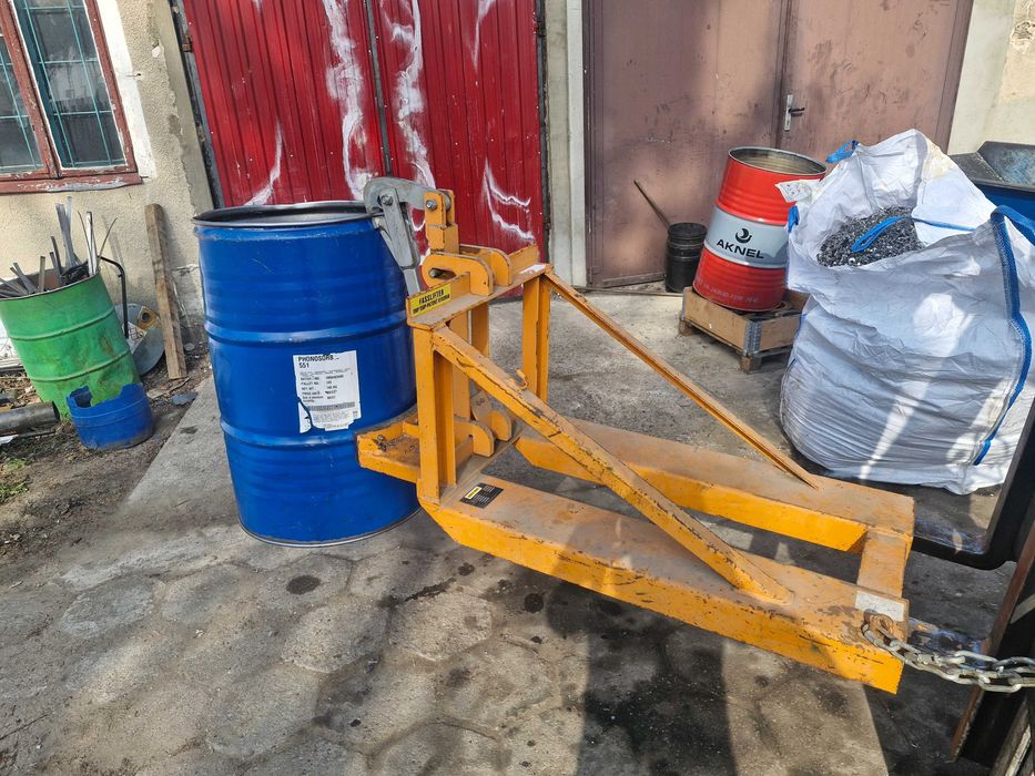 Uchwyt do beczek, przenośnik beczek