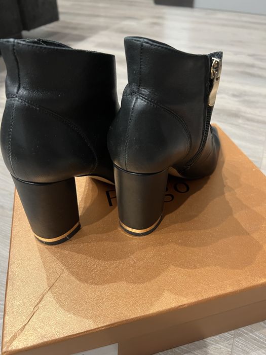 Продам жіночі черевички Prego