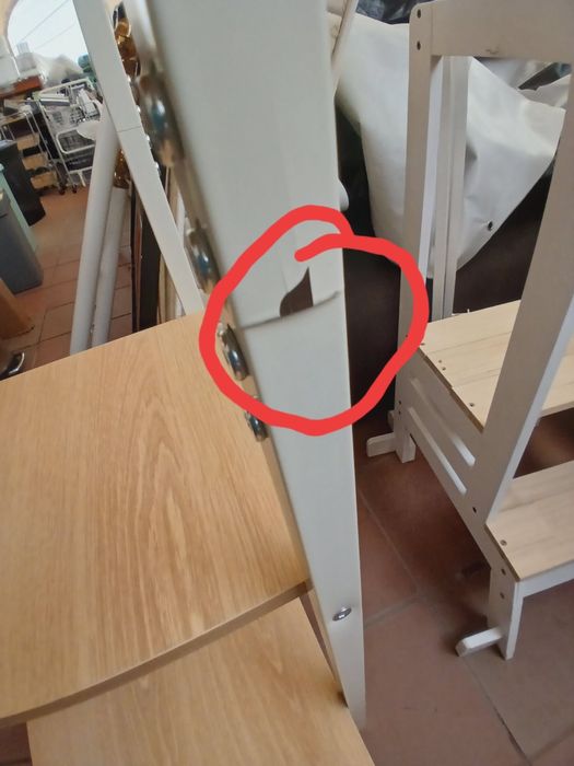 Movel tipo roupeiro madeira e ferro