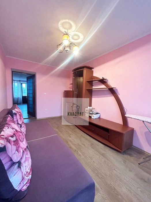 Продам велику 3-х кімнатну квартиру з індивідуальним опаленням