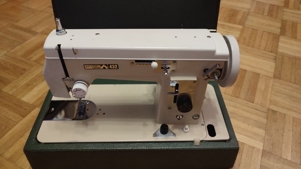 Predom Łucznik 432 maszyna do szycia