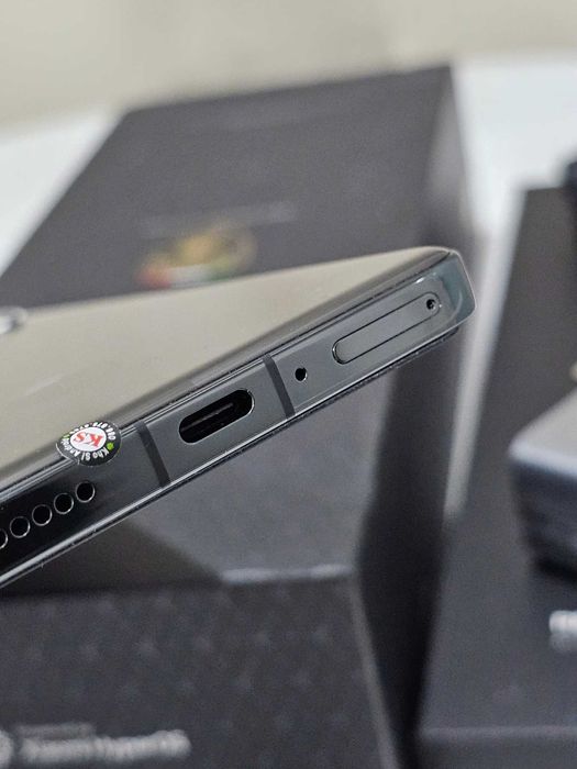 Xiaomi Redmi K80 Pro Champion Edition - 16GB/1024GB Lamborghini design