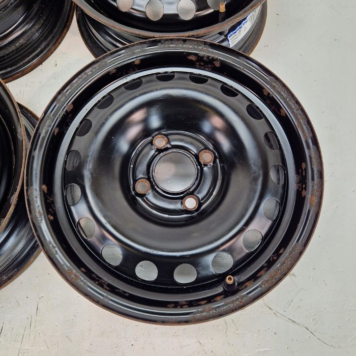 Felgi Stalowe KRONPRINZ 5J 14" 4X100 ET35 VO514021