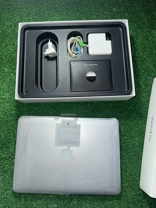 MacBook Pro 13 Polegadas 2015 - Como Novo