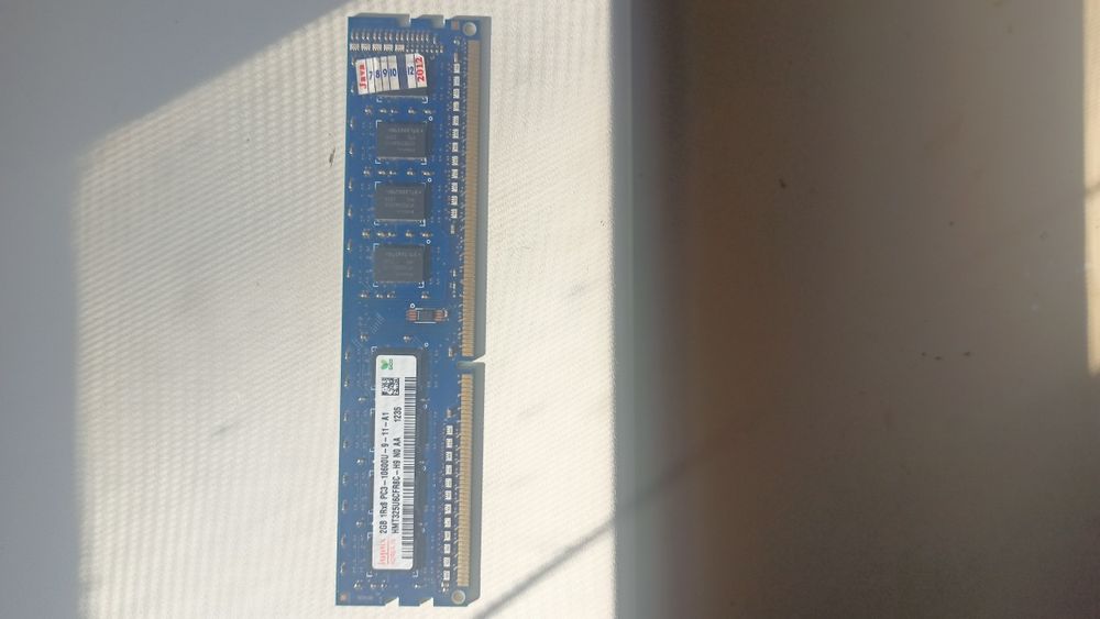 Продам 2 планки Ddr3 по 2gd