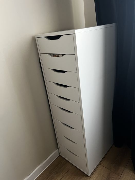 Komoda Alex 9 szuflad Ikea