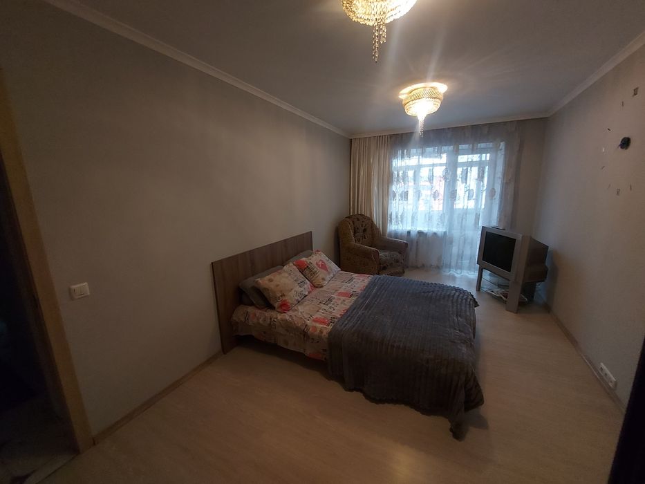 Оренда Квартири,Подобово,Погодинно.Двох кімнатна Зарічанська,Думка