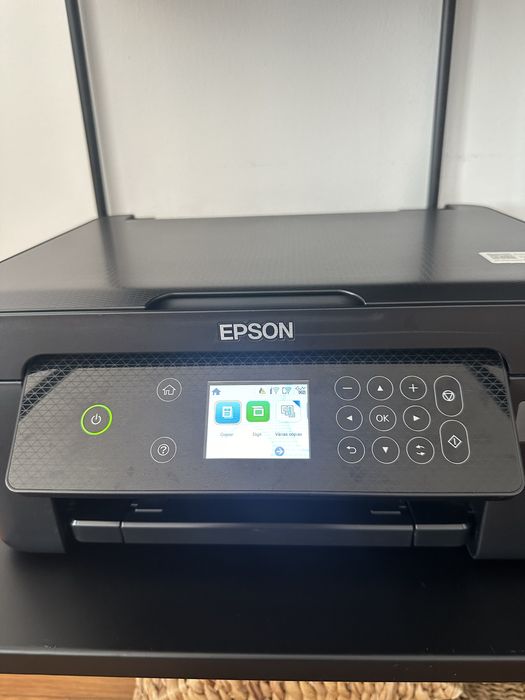 Impressora Epson XP-4200 series como nova + tinteiro preto quase cheio. Entrega em maos em Lisboa e outras zonas país