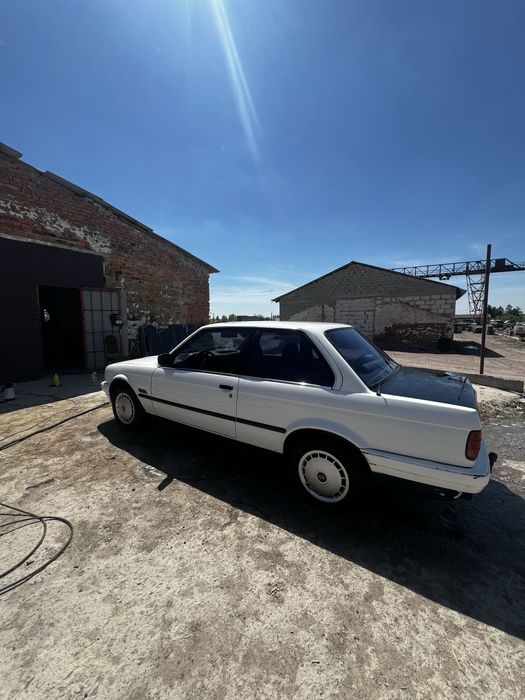 Bmw e 30.