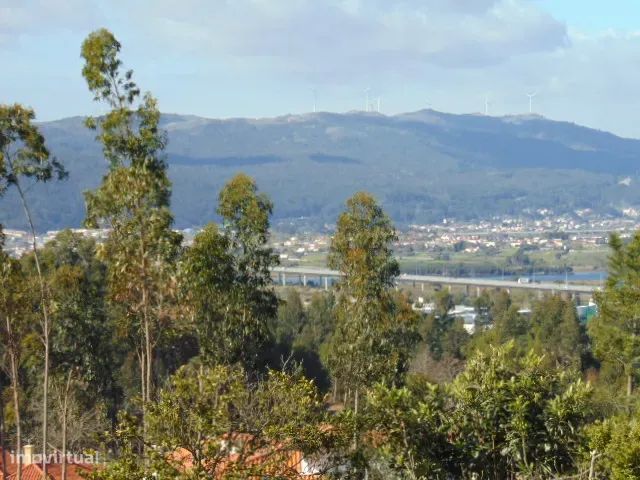 Terreno  com possibilidade de 20 lotes para construção!