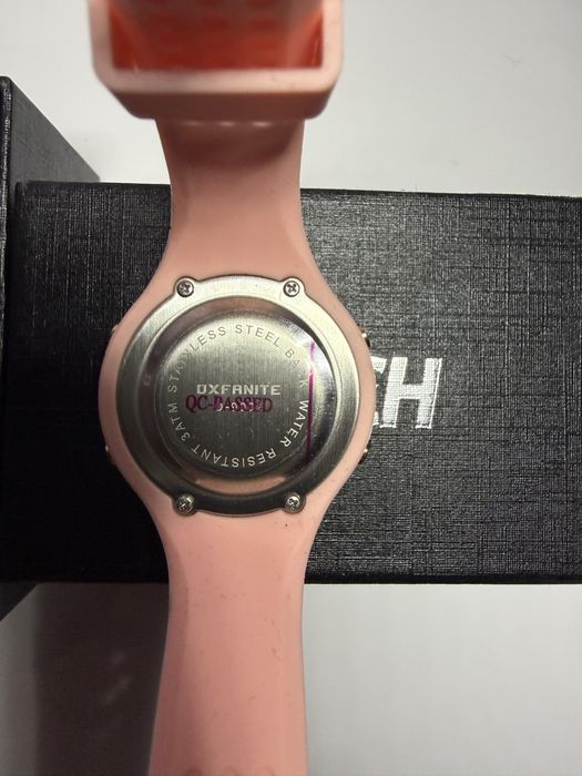 Стильний цифровий годинник OXFANITE (O-9001) — Новий!