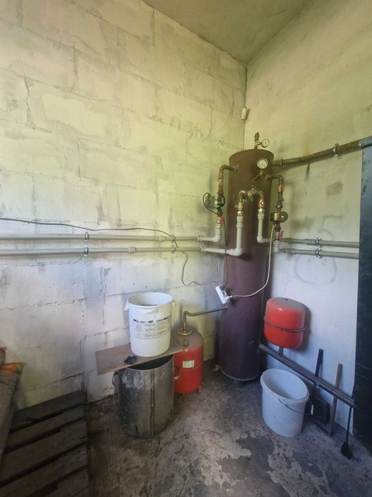 Продається приміщення під бізнес.