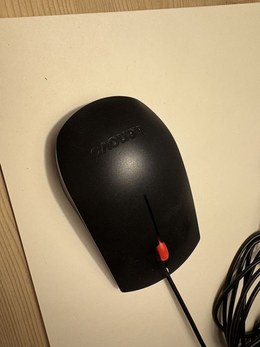 myszka do komputera Lenovo na kablu USB
