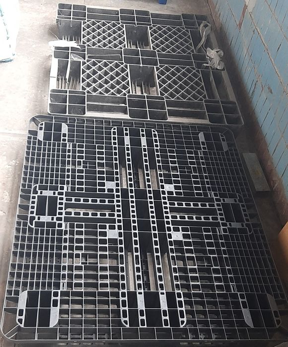 Пластиковый поддон,палета