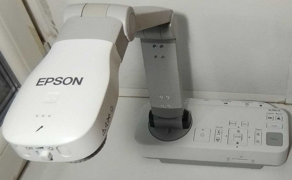 Документ-камеру Epson ELPDC13