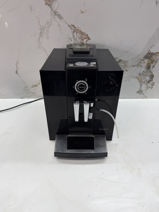 Кавомашина Jura Impressa F7