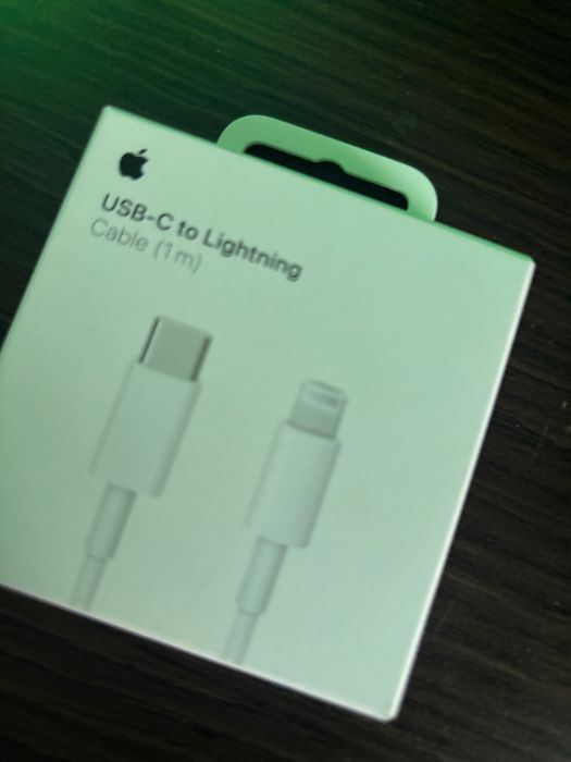 Sprzedam oryinalny kabel usb c- lightning