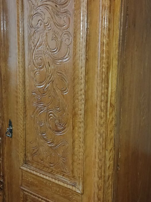 Продається шафа.Ручна робота