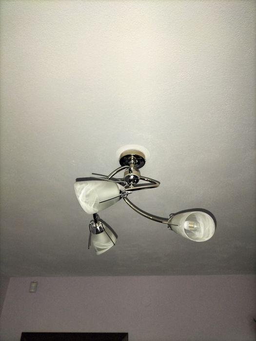 Sprzedam lampę na 3 żarówki