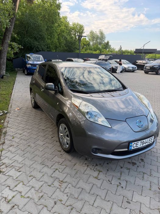 Nissan  Leaf 2014
