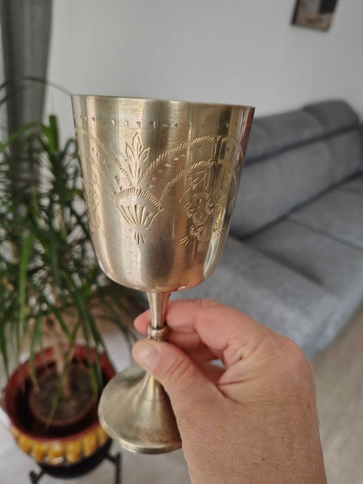 Келихи латунь Італія