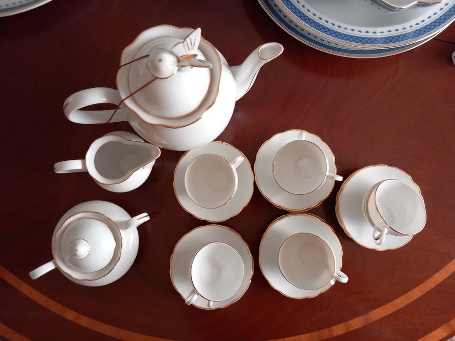 Vista Alegre Tea Set430225842063943682