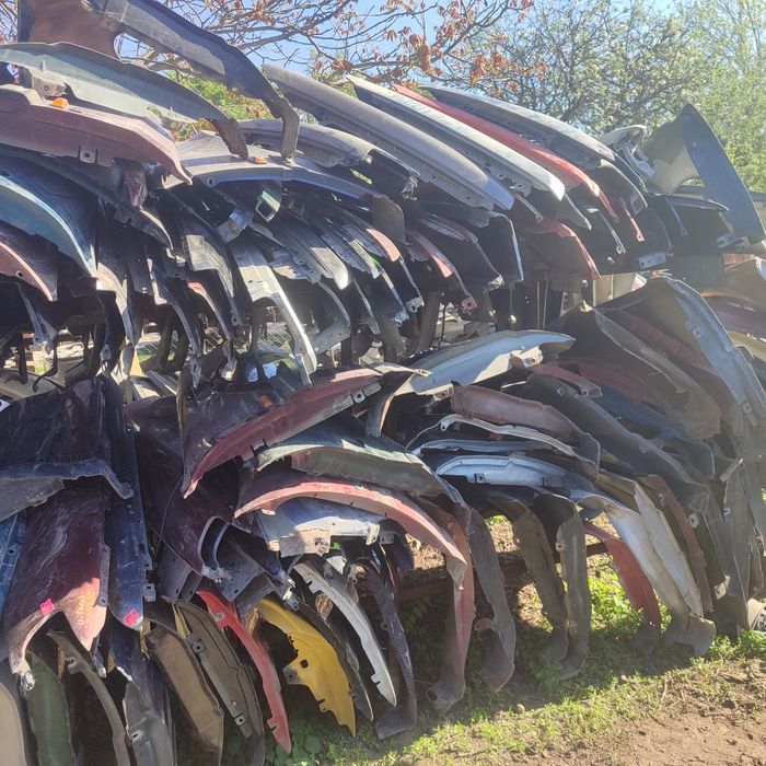 Крила передні до різних авто