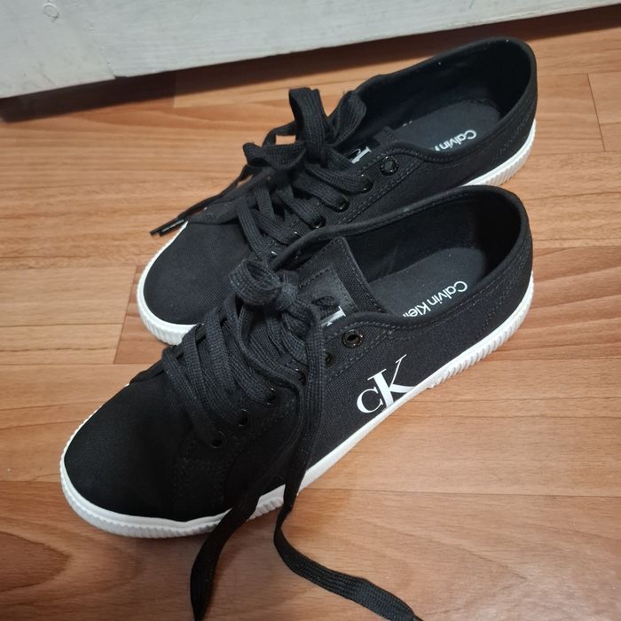 Продам новые кеды Calvin Klein Jeans