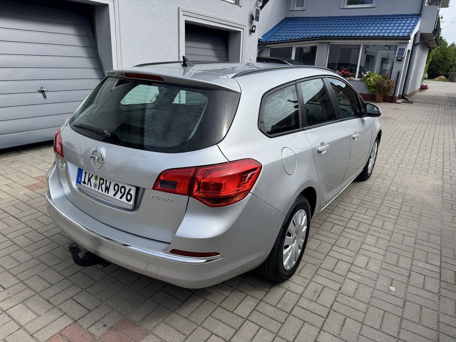 Opel Asta 1.4 140 KM sprowadzony 2014 opłacony 2 x parktronic klima sprawna
