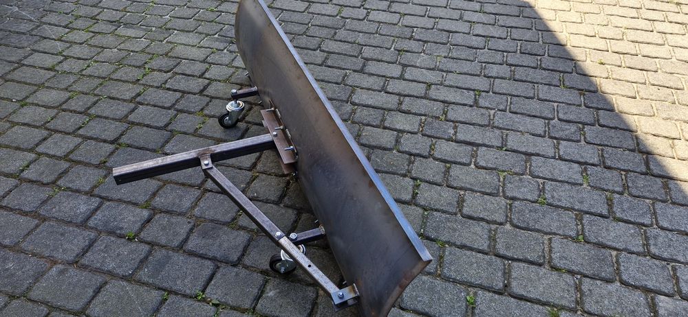 Pług do śniegu pług śnieżny blacha na pług do traktorka kosiarki