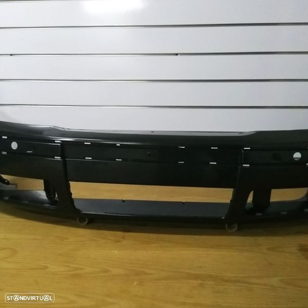 Para-choques Skoda Octavia modelo: 2000 até 2004 novo