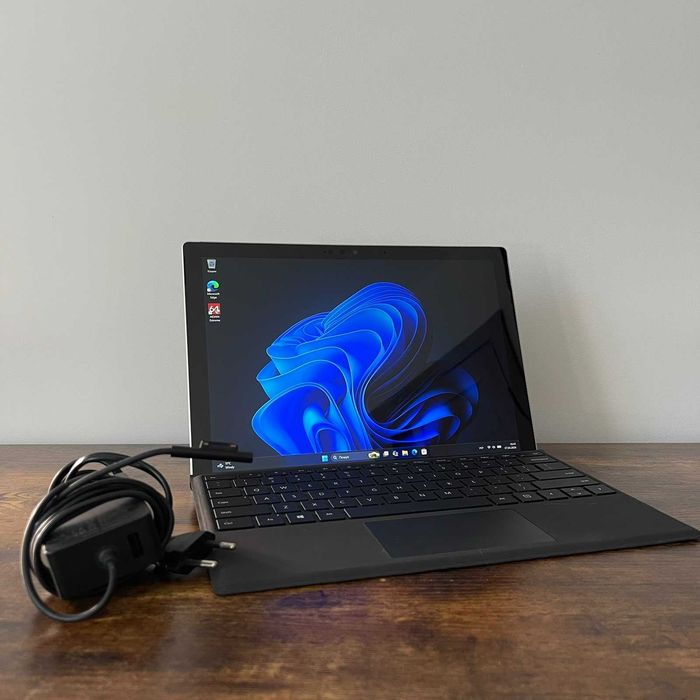 Ноутбук-планшет Microsoft Surface Pro 7 i5 10gen 8GB 256GB 2K сенсор комплект
