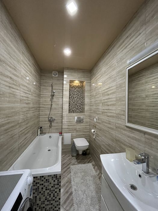 Новобудова на Руській, Сонячне містечко