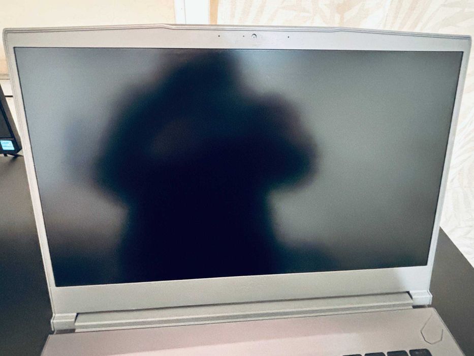 Ноутбук  MSI Thin 15 RAM 16GB SSD 512GB  nVidia GeForce RTX 2050, 4 ГБ