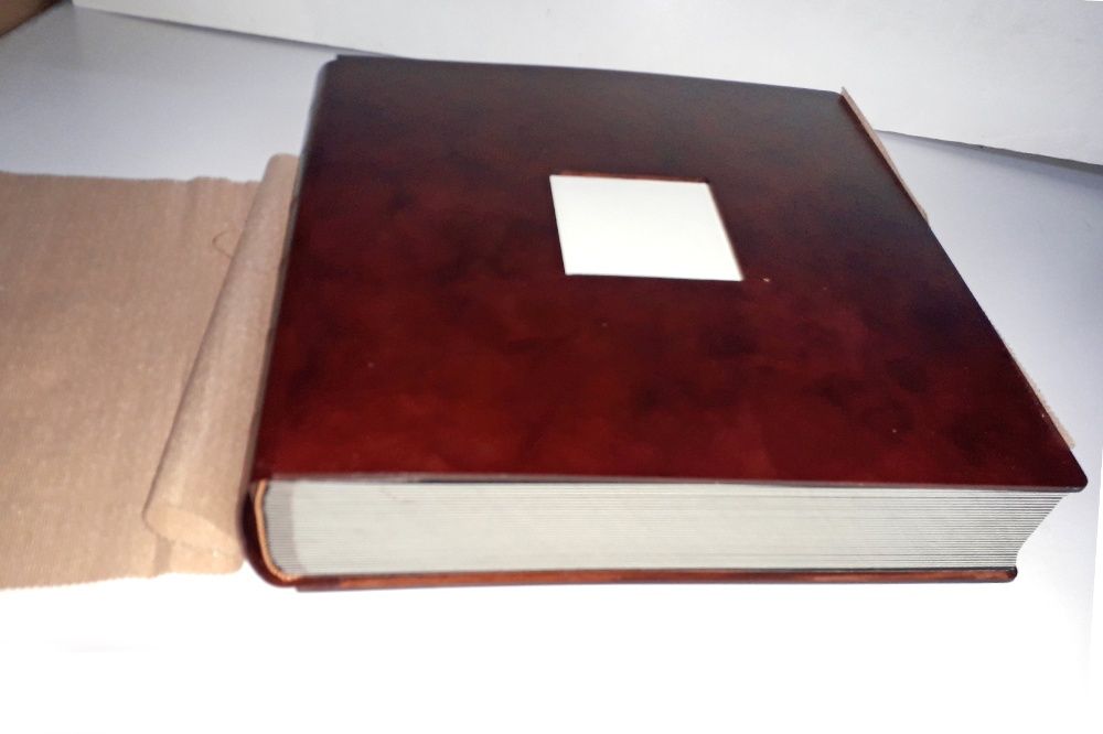 Álbum para fotografias, capa em pele da marca italiana BIELLE