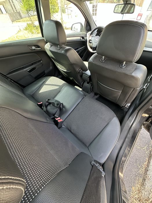 Opel astra h cosmo m6 1.7